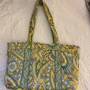 Quilted Vera Bradley Paisley Tote Bag in Lemon Parfait Pattern